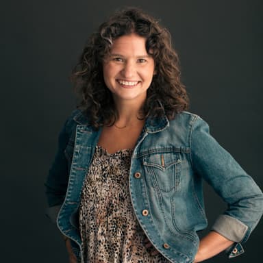 Kelly Aratoon