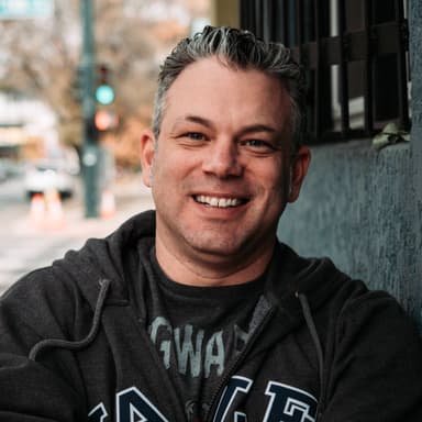 Dr. Ari Zelmanow