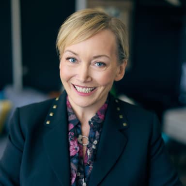 Sara Knapp, CPA, CFA