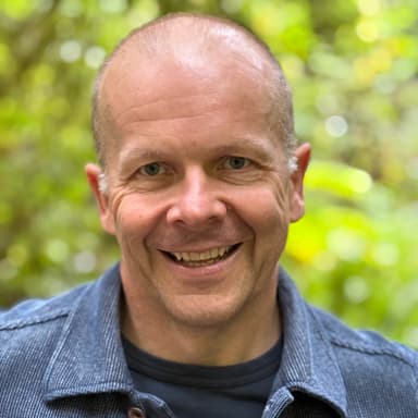 Robin Burrowes